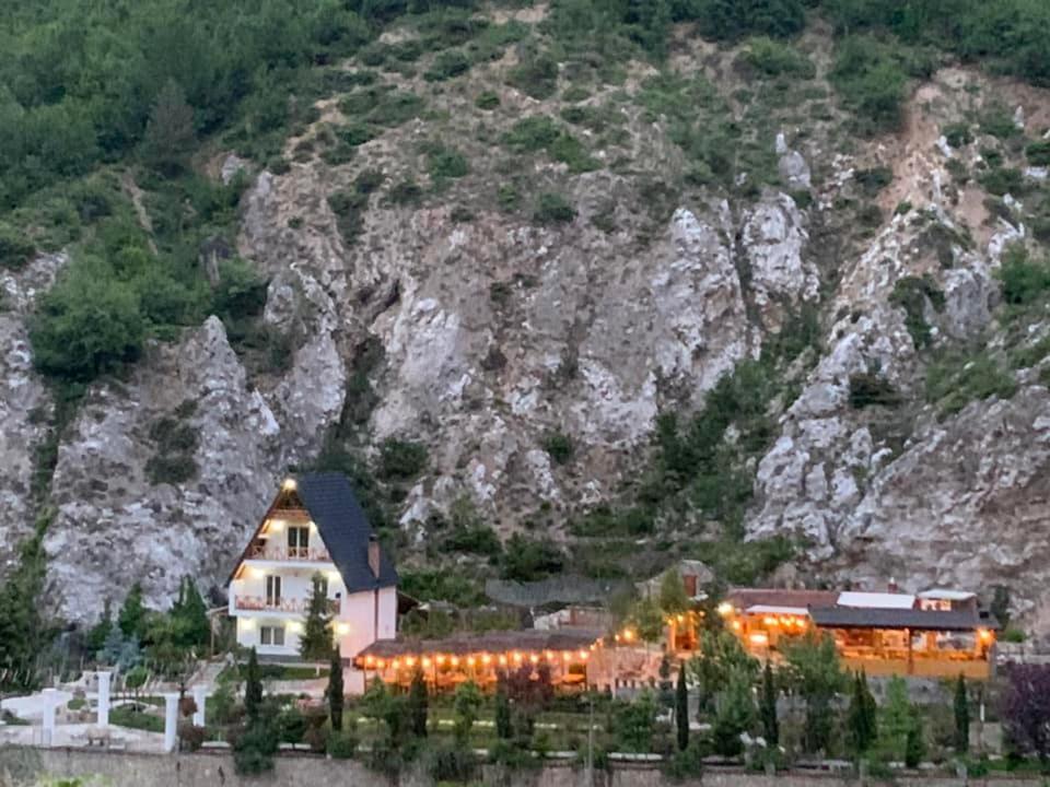 Hotel Dibra Park Agrotourism Peshkopi Zewnętrze zdjęcie