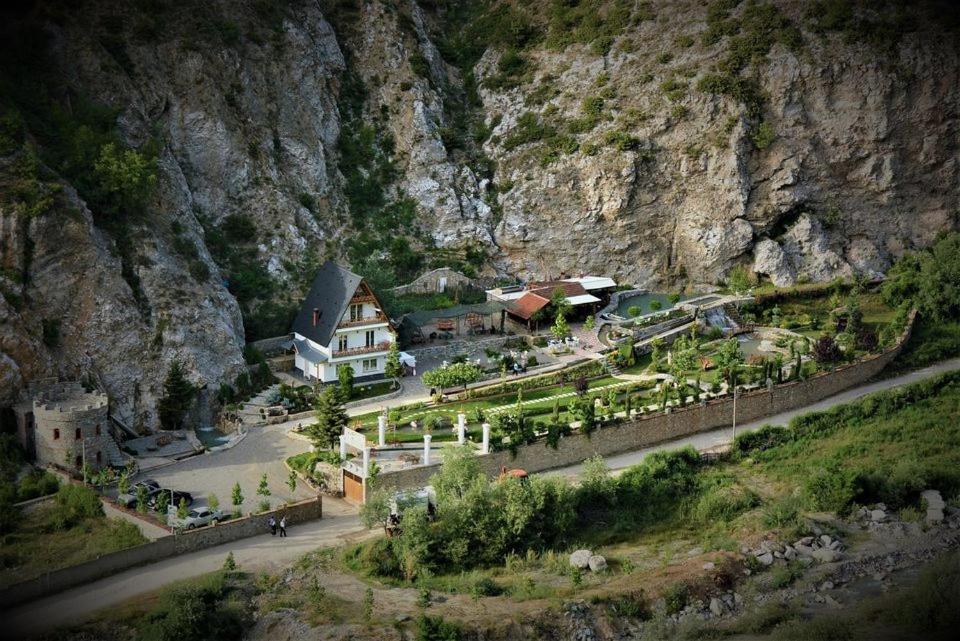 Hotel Dibra Park Agrotourism Peshkopi Zewnętrze zdjęcie